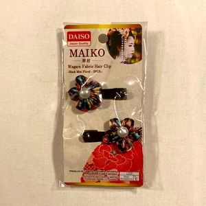 Daisy Maiko Wagara Fabric Hair Clip Black Mini Floral 2PCS NWT